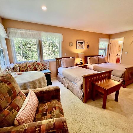 Seafarers Bed & Breakfast Tofino Dış mekan fotoğraf
