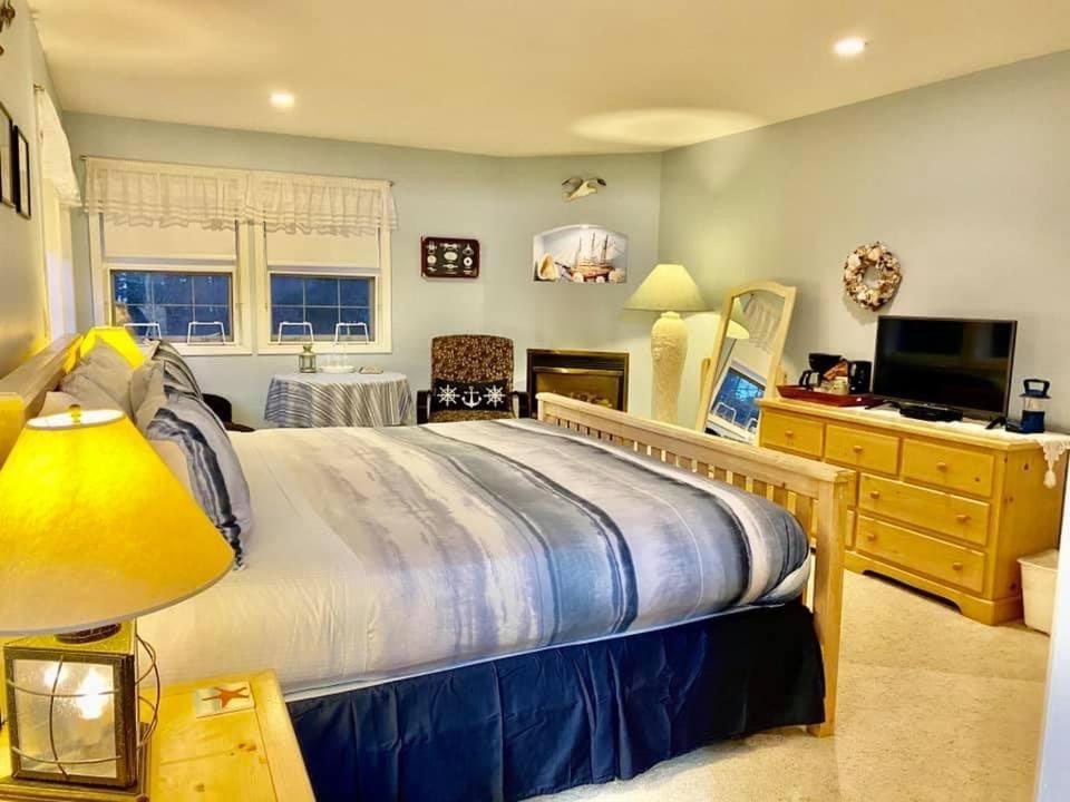 Seafarers Bed & Breakfast Tofino Dış mekan fotoğraf