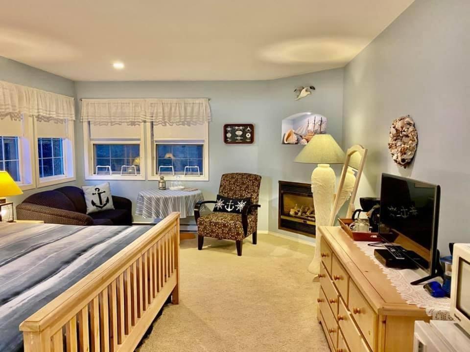 Seafarers Bed & Breakfast Tofino Dış mekan fotoğraf