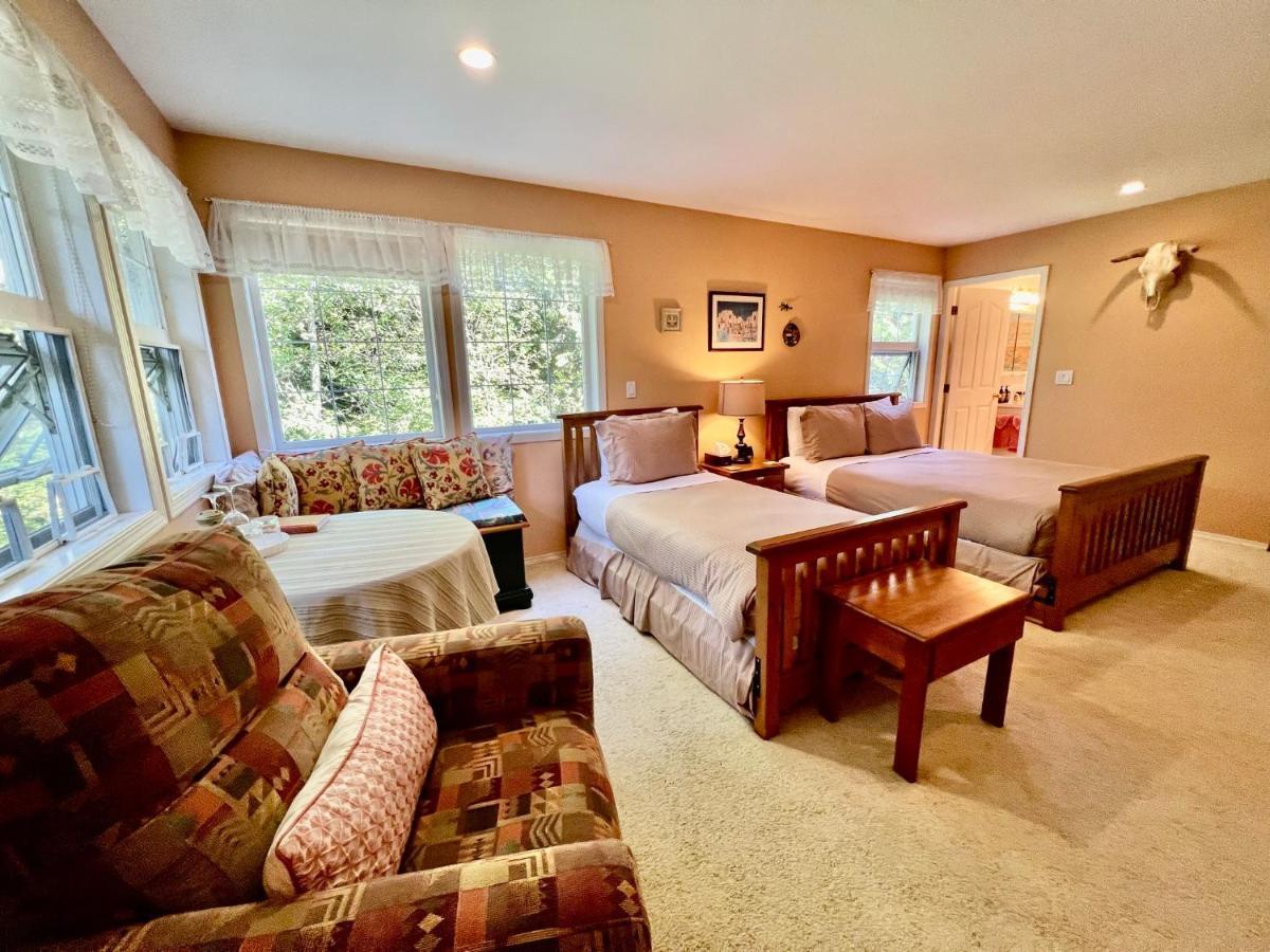 Seafarers Bed & Breakfast Tofino Dış mekan fotoğraf