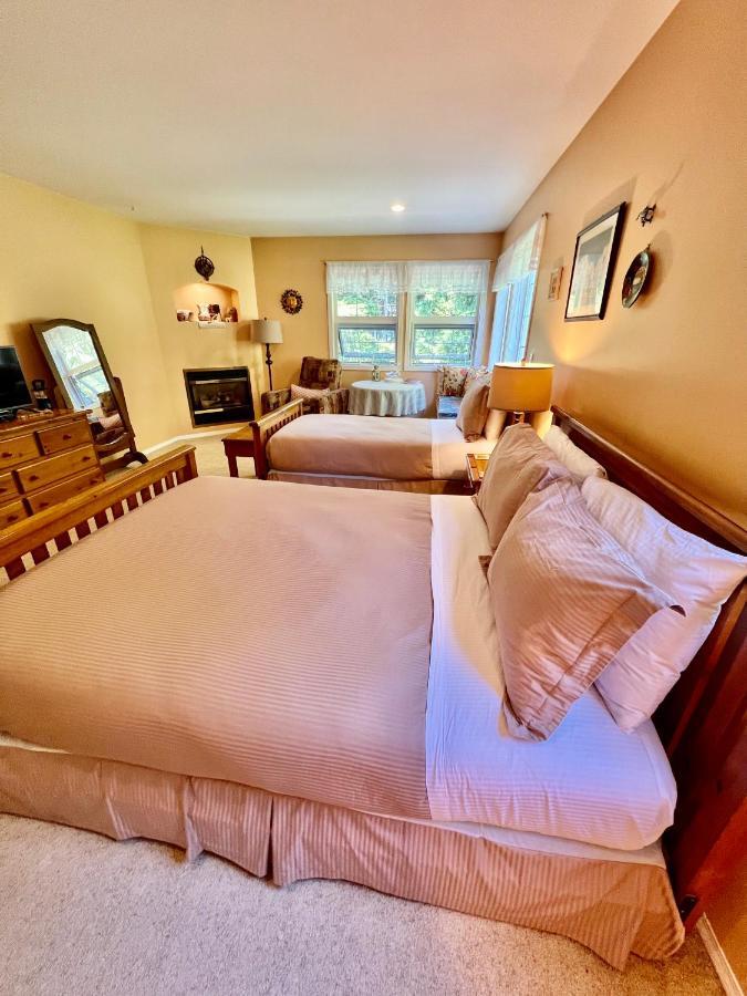 Seafarers Bed & Breakfast Tofino Dış mekan fotoğraf