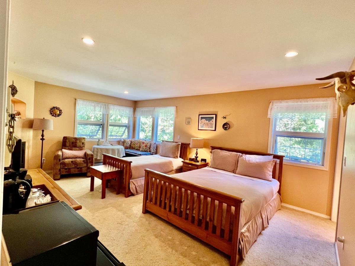 Seafarers Bed & Breakfast Tofino Dış mekan fotoğraf