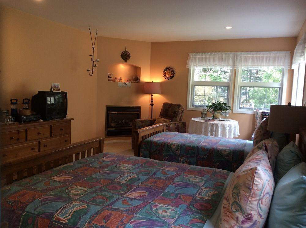 Seafarers Bed & Breakfast Tofino Dış mekan fotoğraf